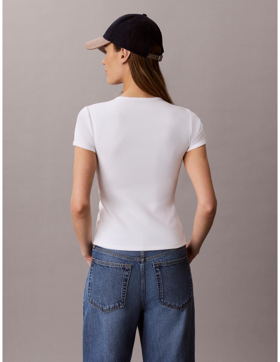 Playera manga corta Calvin Klein cuello redondo para mujer