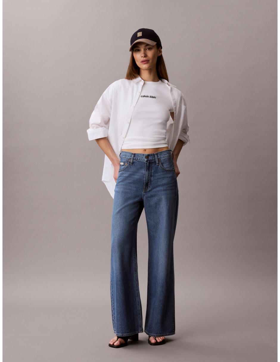 Playera manga corta Calvin Klein cuello redondo para mujer