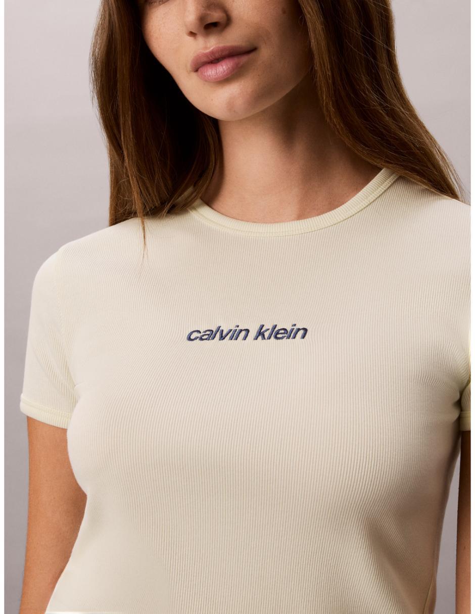 Playera manga corta cuello redondo para mujer 2