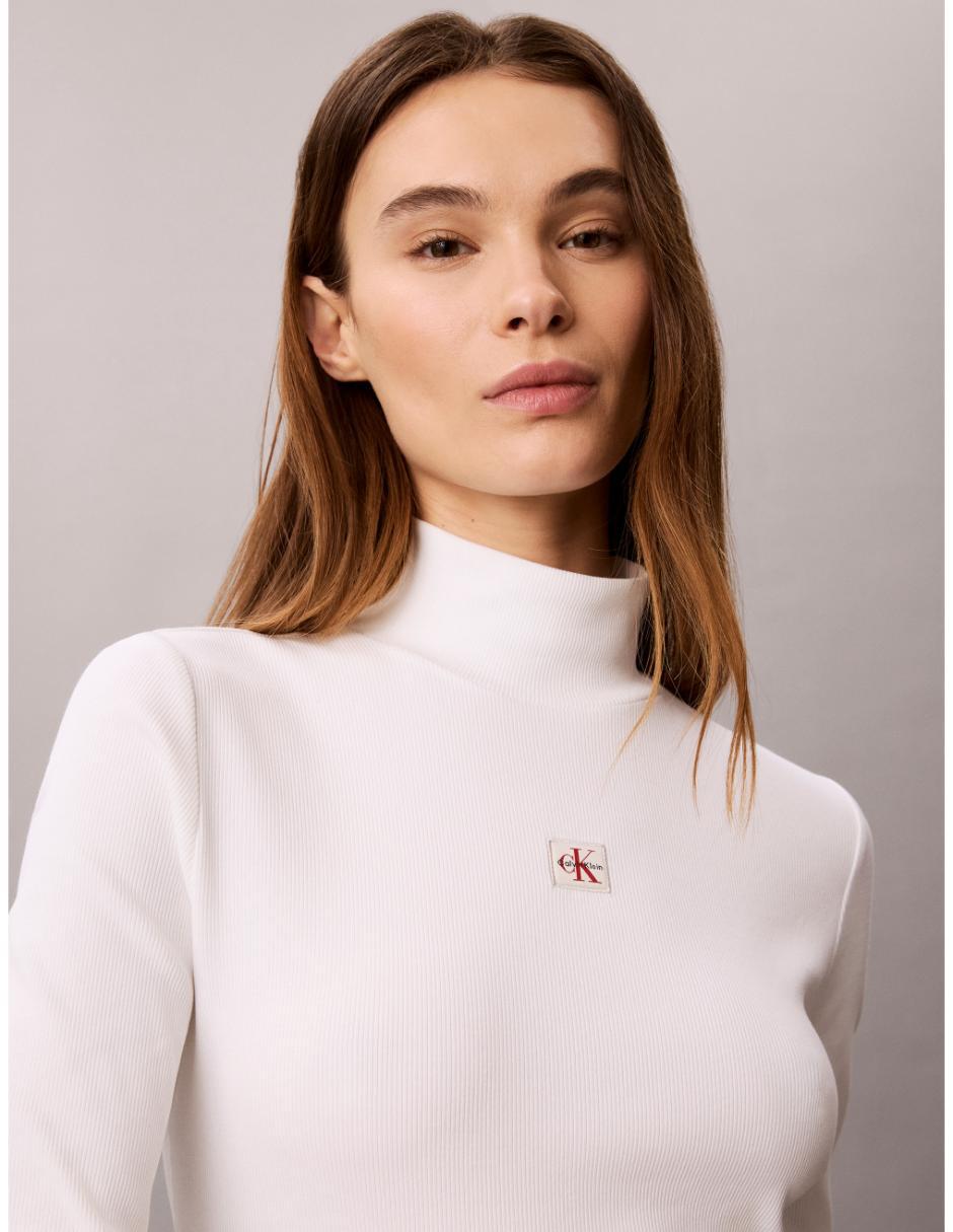 Playera manga larga cuello alto mujer 3