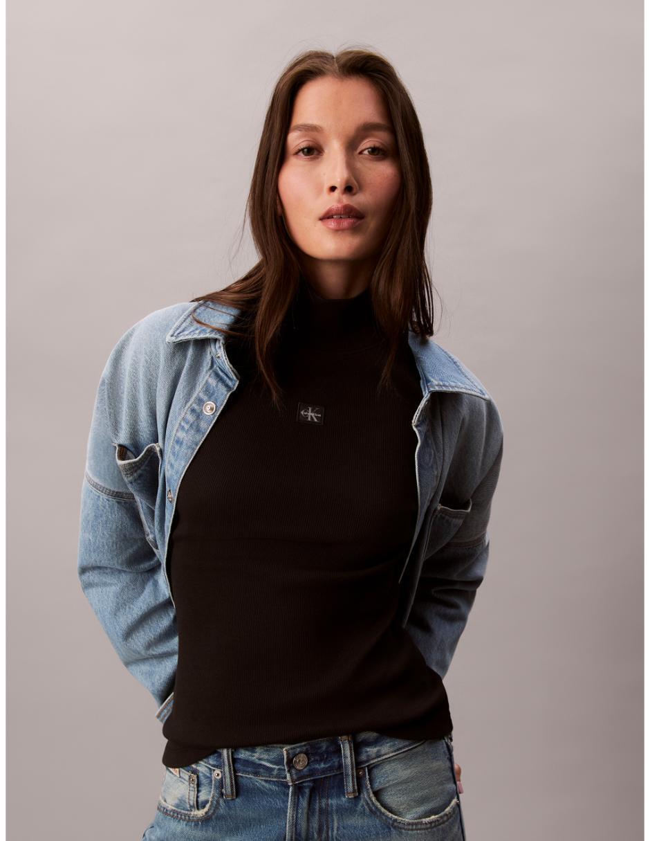 Playera manga larga cuello alto mujer 4
