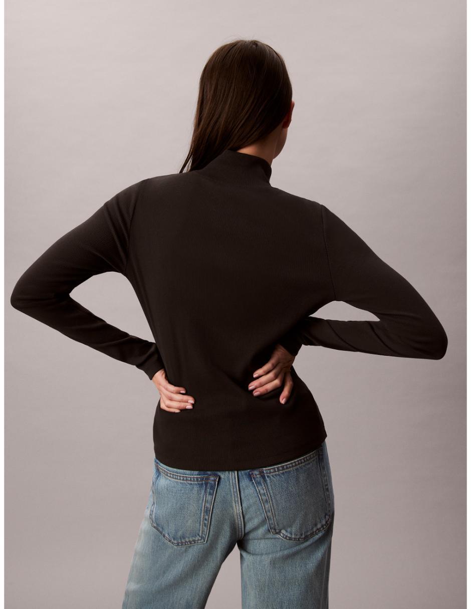 Playera manga larga cuello alto mujer 2