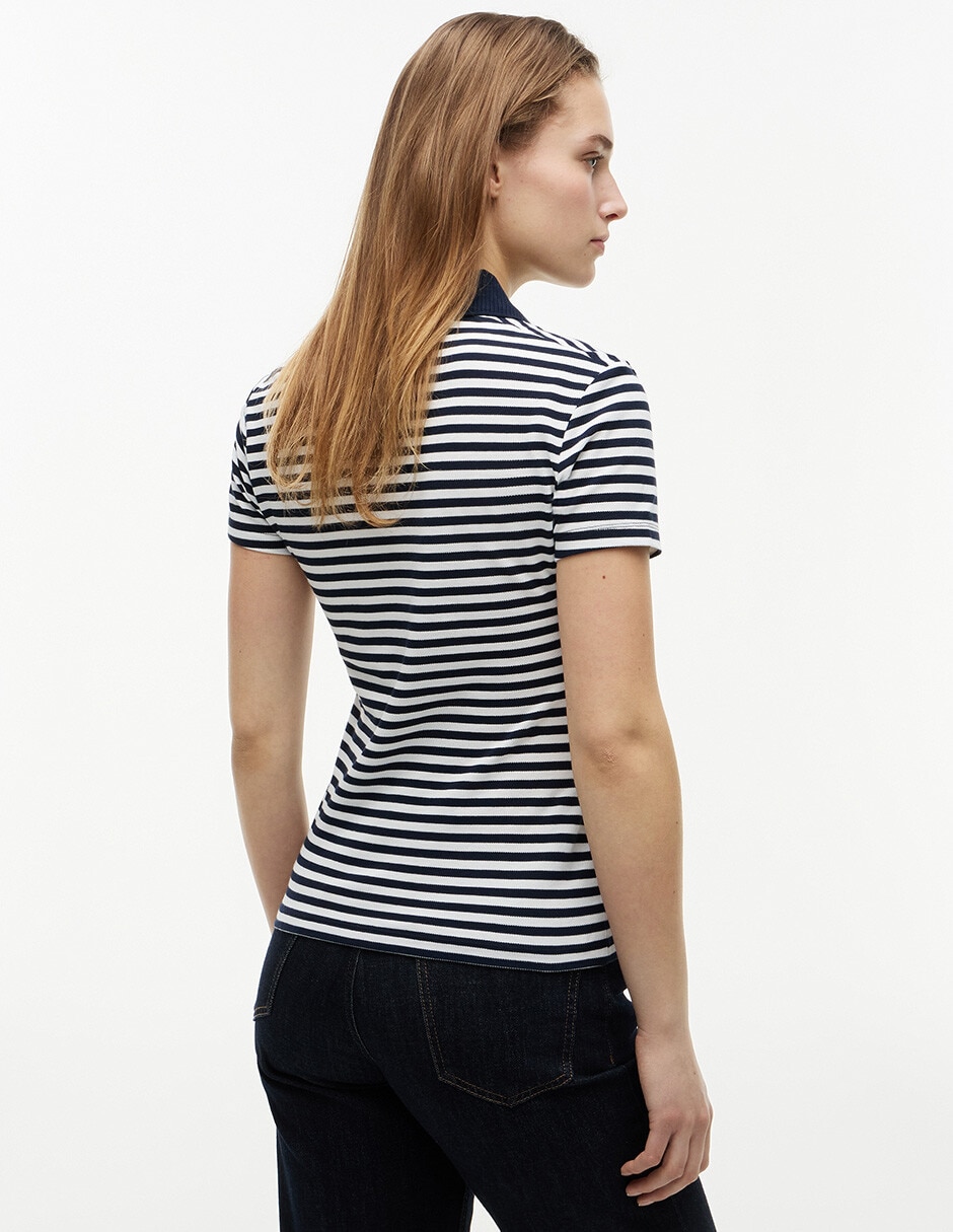 Playera tipo polo para mujer 4