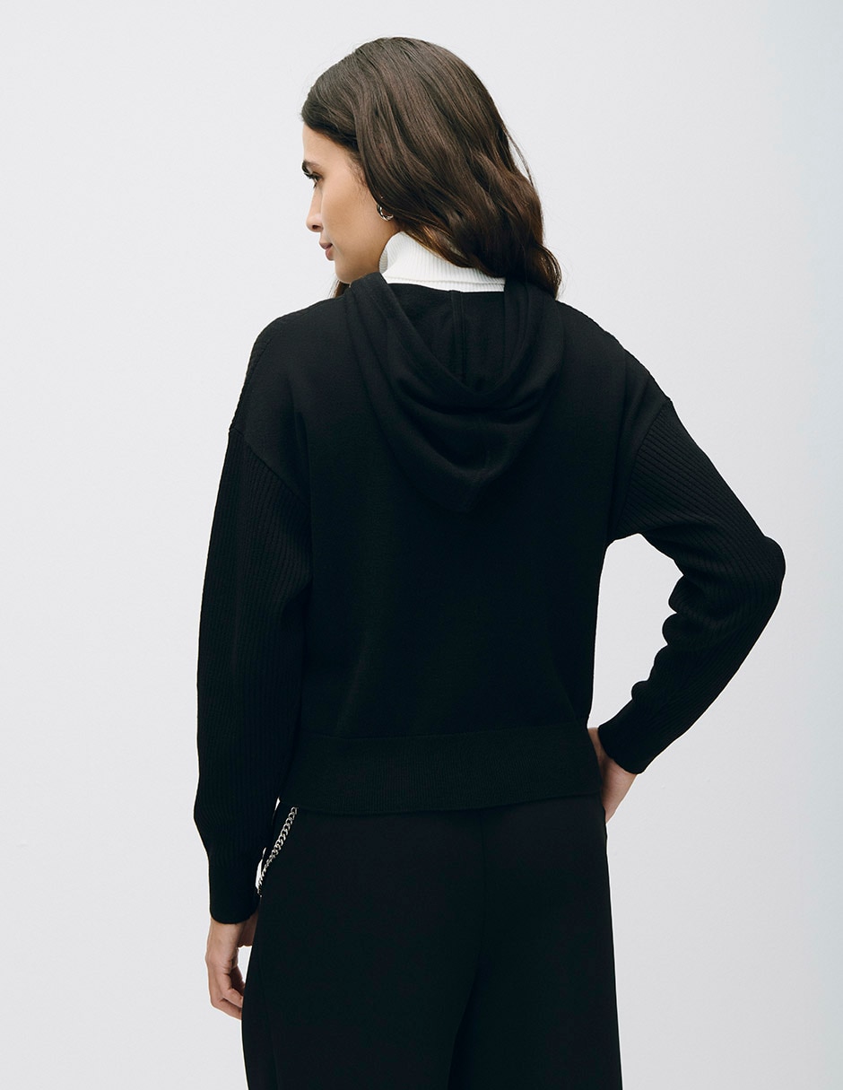 Suéter cuello redondo para mujer 3