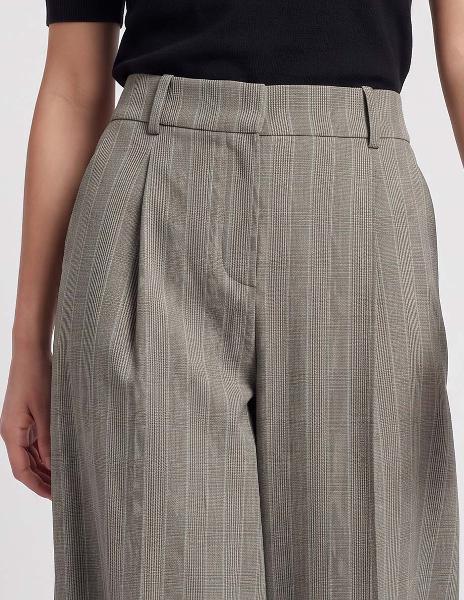 Pantalón amplio para mujer 4
