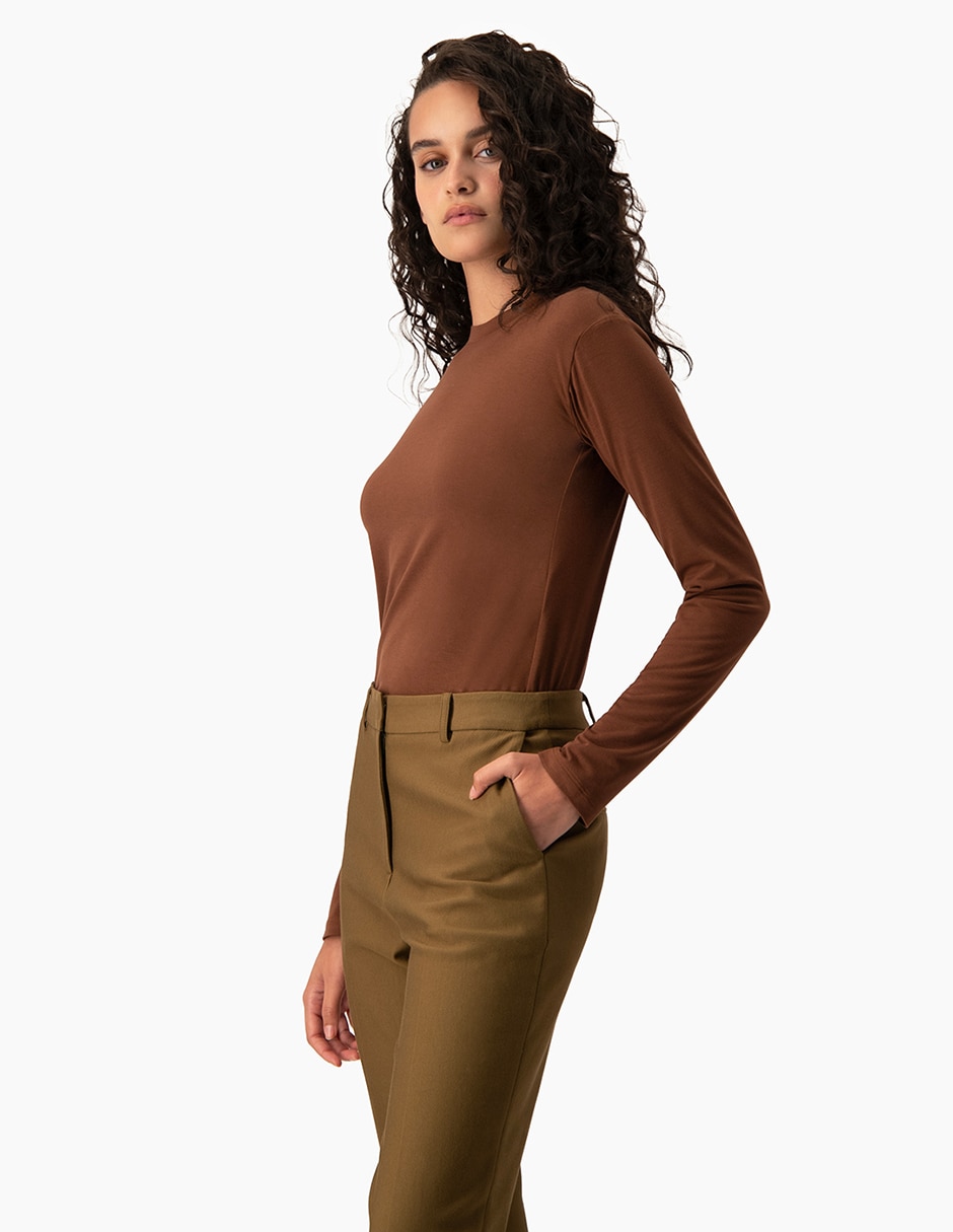 Playera manga larga cuello redondo para mujer 3