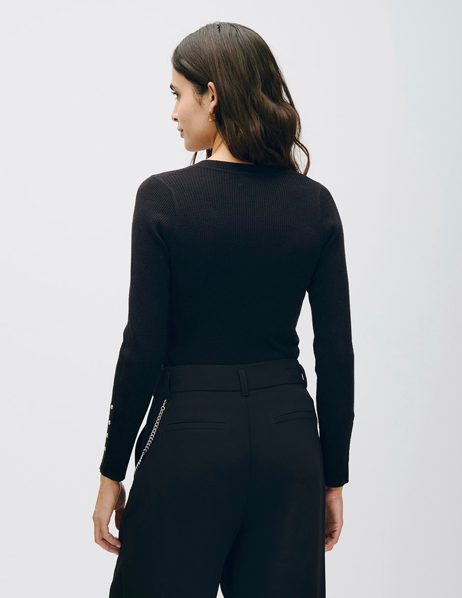 Suéter cuello con escote para mujer 3