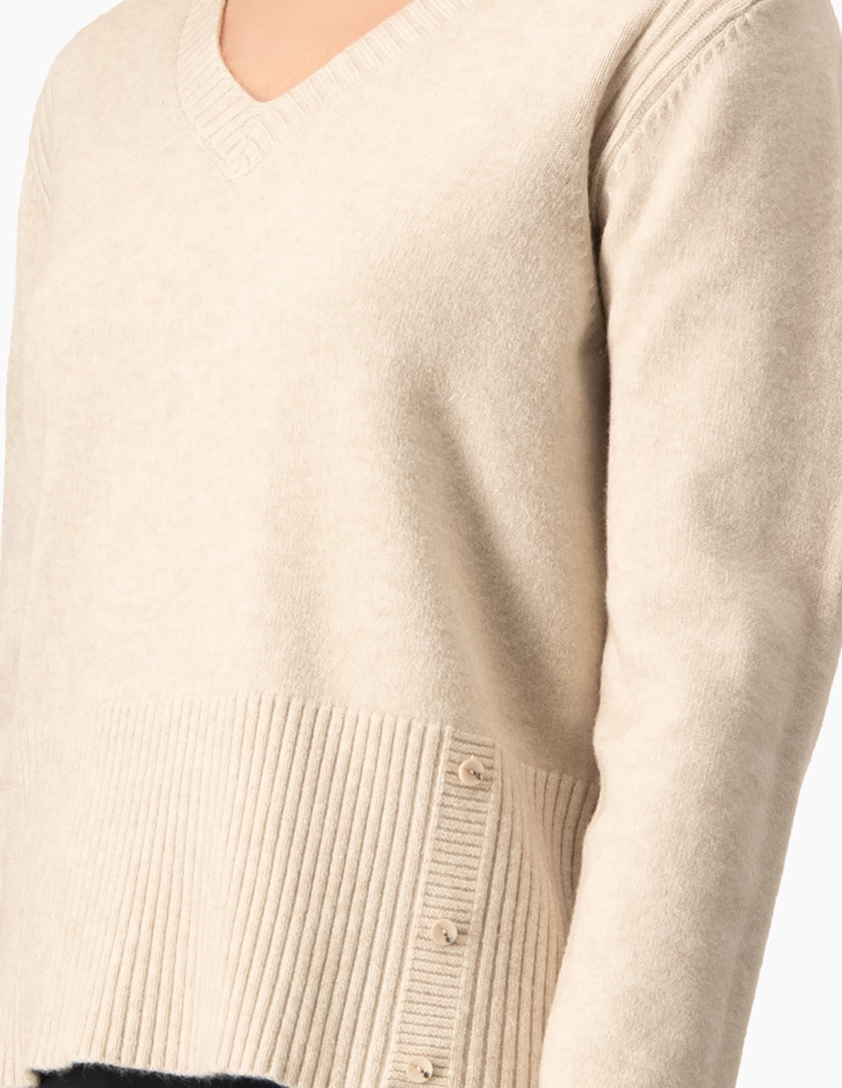Suéter cuello V para mujer 4