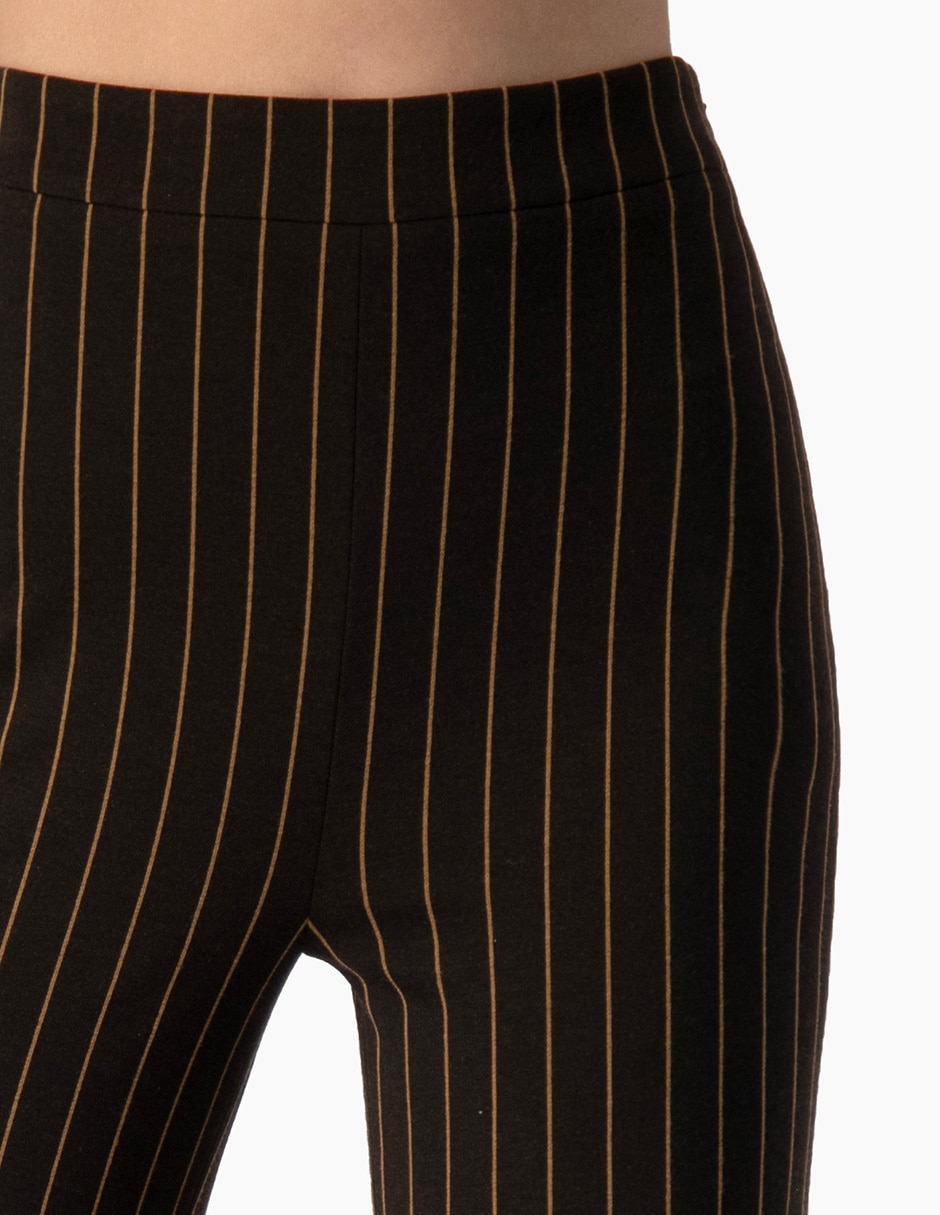 Pantalón regular acampanado para mujer 6