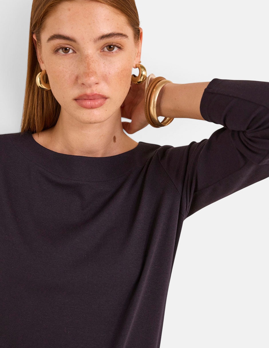 Playera manga larga cuello redondo para mujer 2