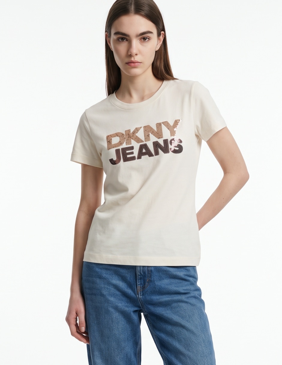 Playera manga corta cuello redondo para mujer