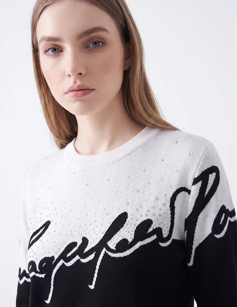 Suéter cuello redondo para mujer 4