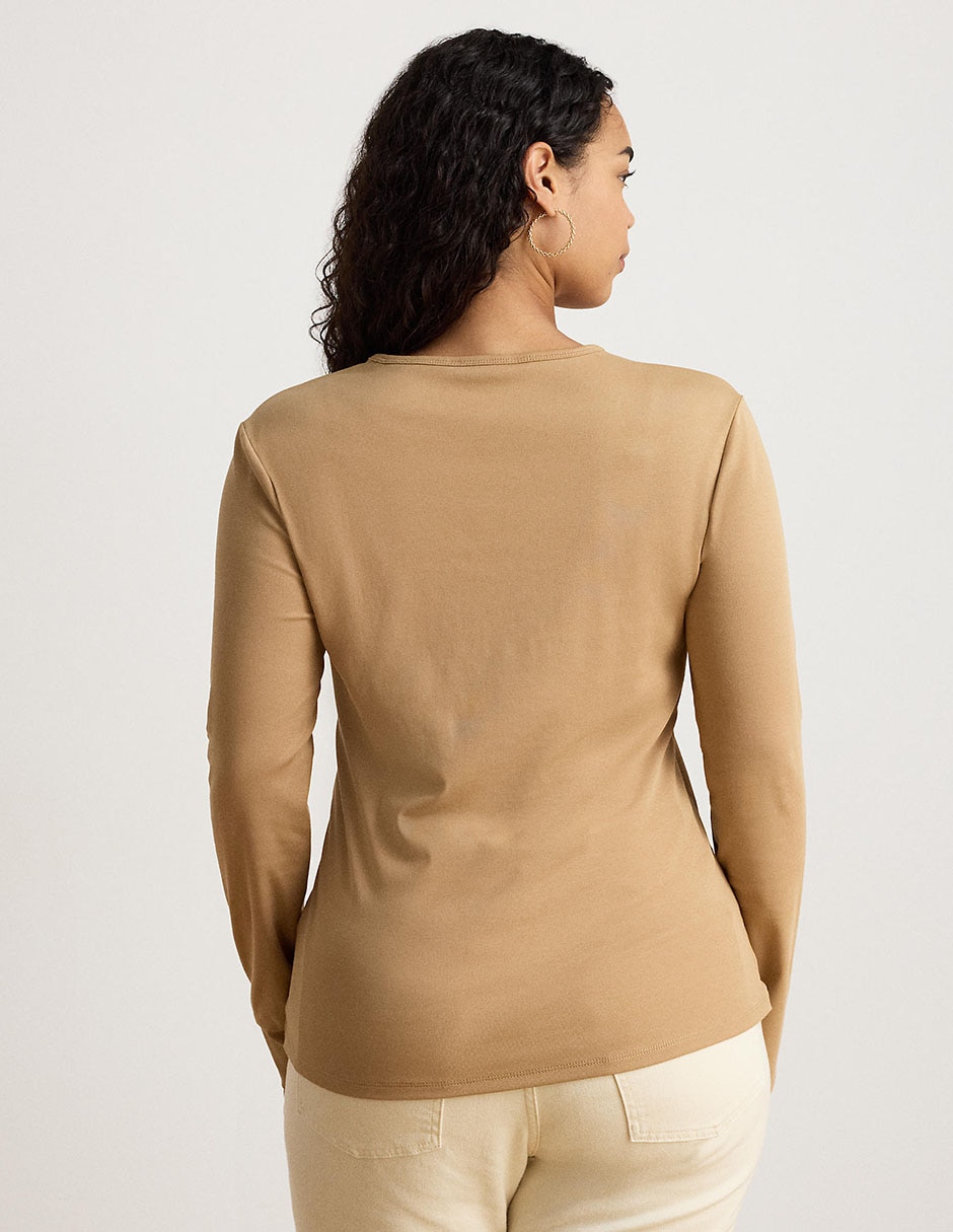 Playera manga larga cuello redondo para mujer 7