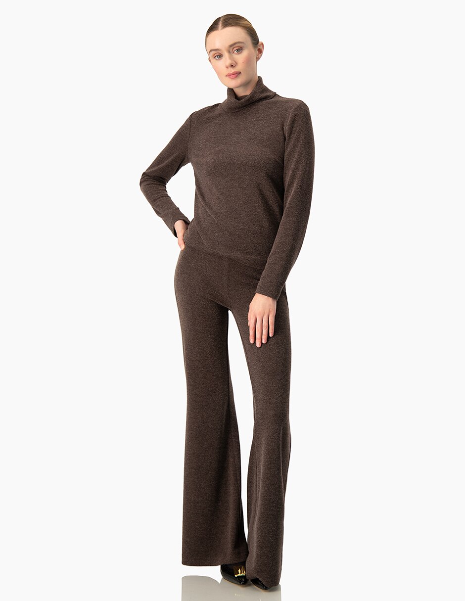 Pantalón acampanado para mujer 4