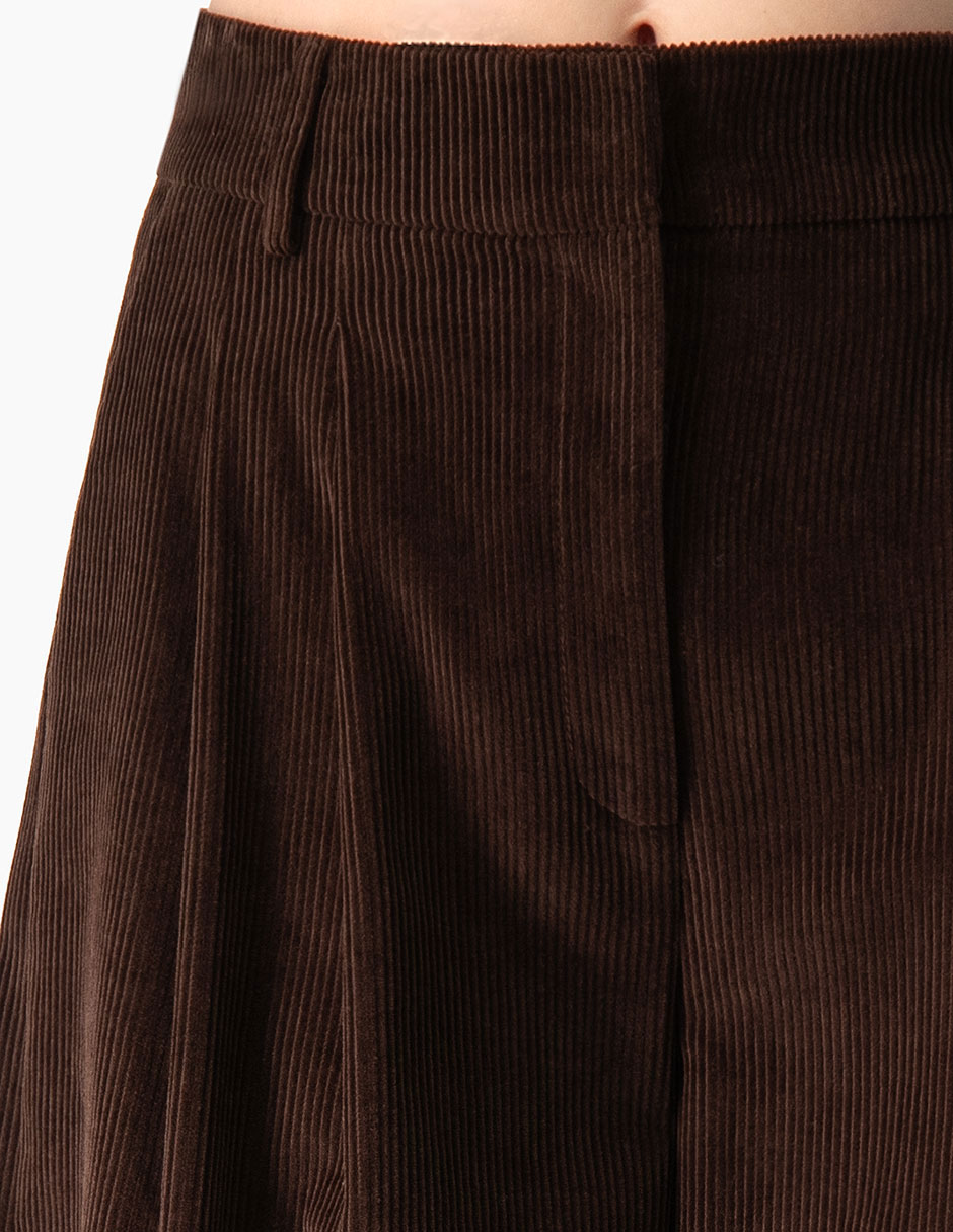 Pantalón amplio para mujer 5