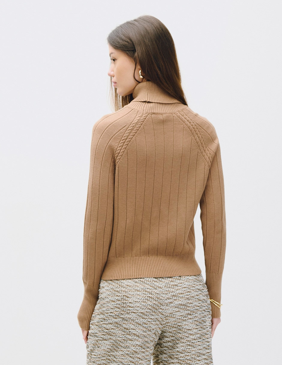 Suéter cuello tortuga para mujer 3