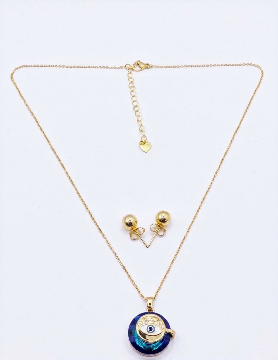 Set de collar y aretes fantasia de oro 18 k