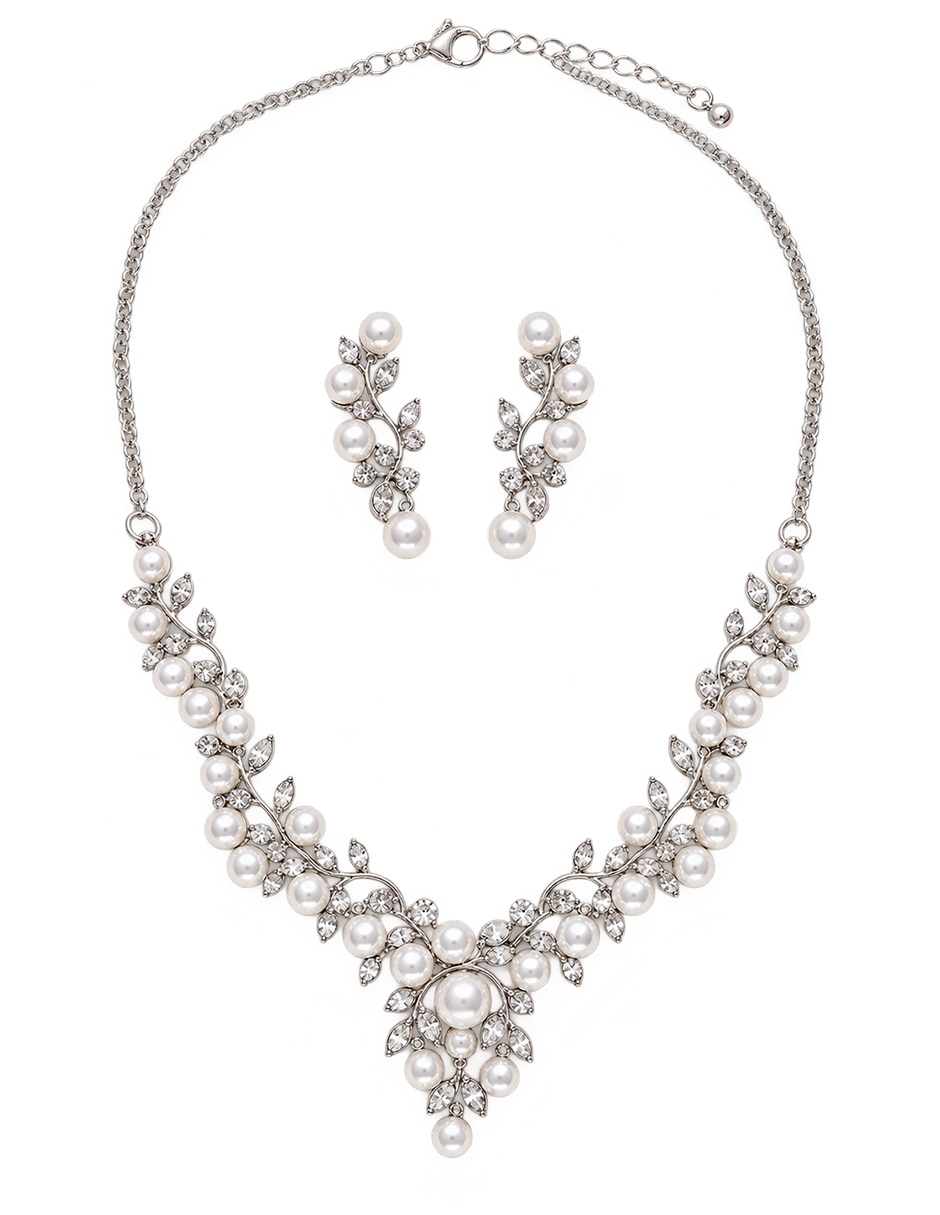 Set de collar y aretes de acero inoxidable
