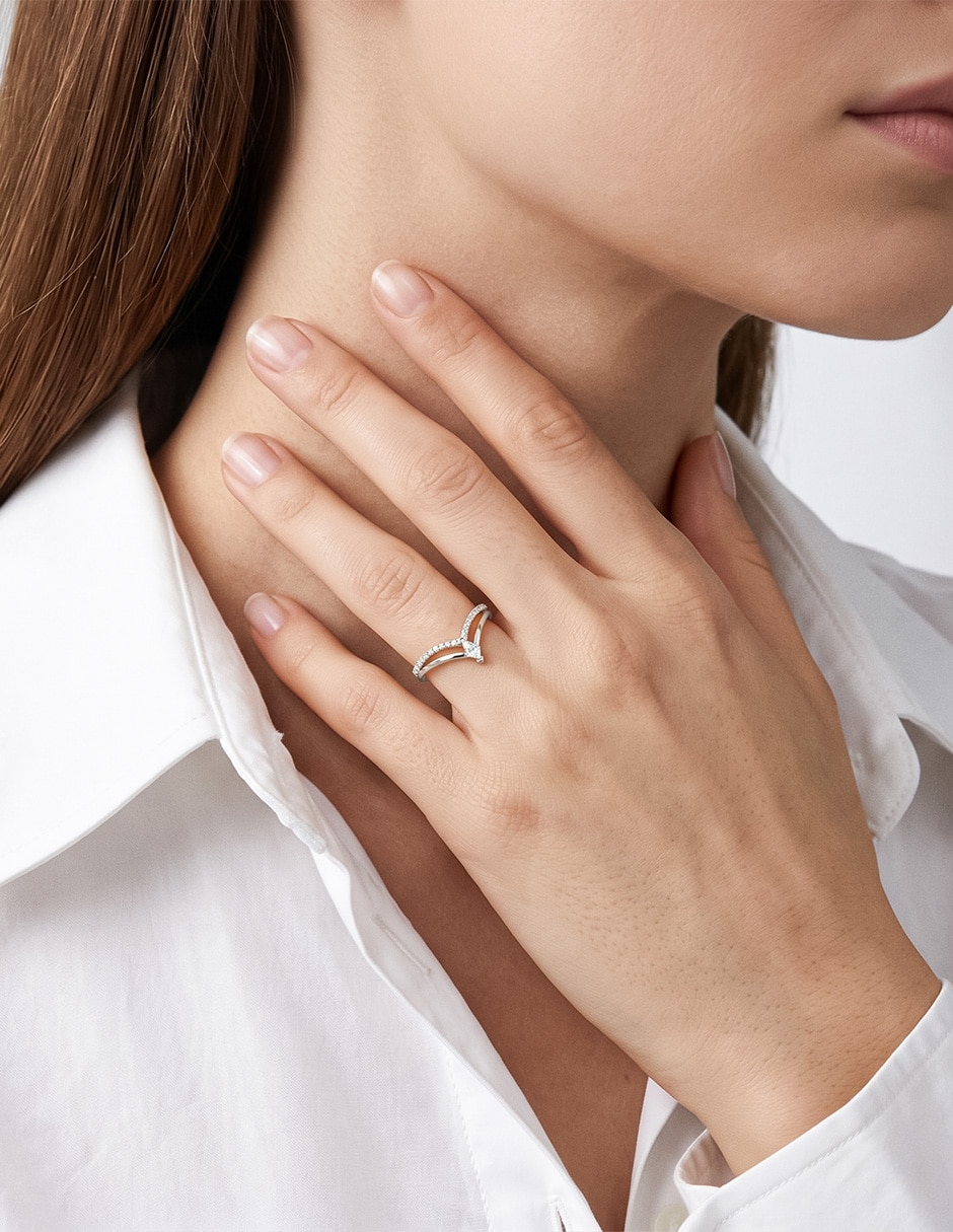 Anillo 10 k de oro zirconia brillante 2
