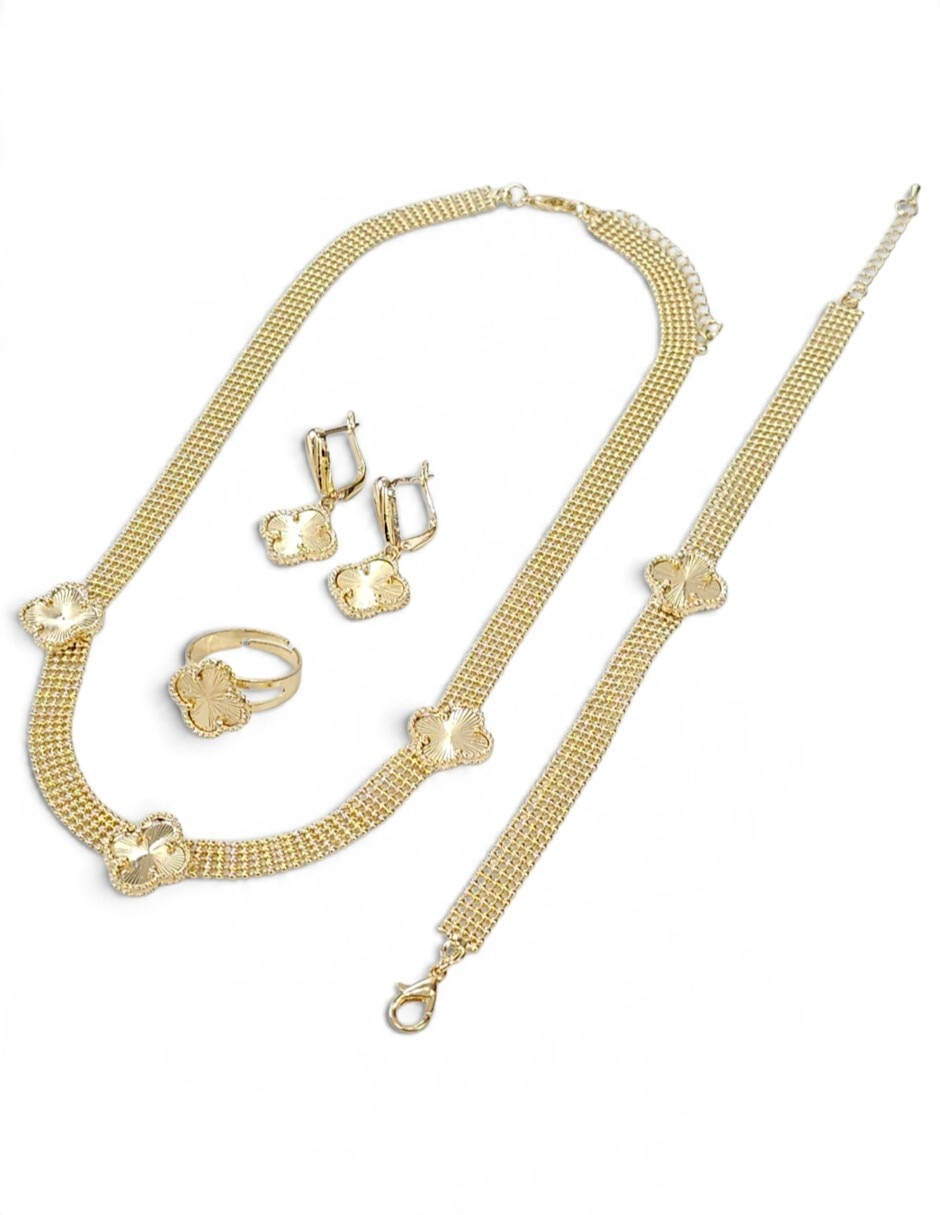 Collar pulsera anillo y aretes de trébol de oro laminado 18 k 6